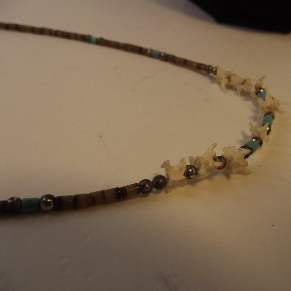 Choker Necklace Vertebrae Beads